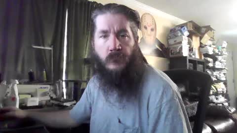 Snapshot of bihusband40 chatting on 09-30-25, 05:51 bihusband40 online show from 09-30-25, 05:51