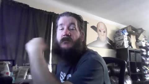 Snapshot of bihusband40 chatting on 10-24-25, 02:35 bihusband40 online show from 10-24-25, 02:35