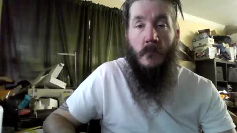 Snapshot of bihusband40 chatting on 02-10-26, 03:38 bihusband40 online show from 02-10-26, 03:38