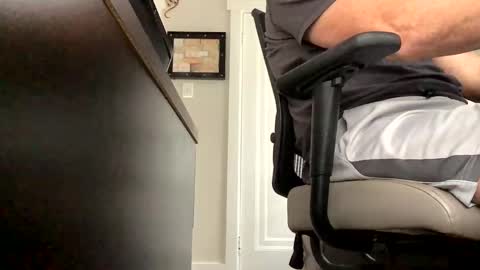 Snapshot of bijockdadohio chatting on 01-10-25, 03:48 Jeff online show from 01-10-25, 03:48