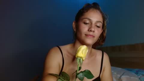 Snapshot of biki_sensual chatting on 03-08-25, 02:12 hi  soy   natural girl biki online show from 03-08-25, 02:12