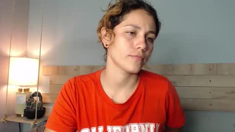 Snapshot of biki_sensual chatting on 10-14-25, 03:51 hi  soy   natural girl biki online show from 10-14-25, 03:51