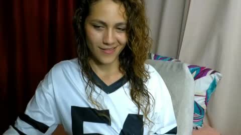 Snapshot of biki_sensual chatting on 05-14-26, 02:07 hi soy natural girl biki online show from 05-14-26, 02:07