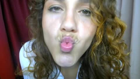 Snapshot of biki_sensual chatting on 05-27-26, 01:57 hi soy natural girl biki online show from 05-27-26, 01:57