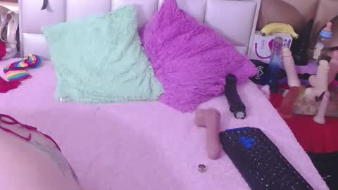 Snapshot of biky_hot chatting on 03-10-25, 12:29 Biky Hot online show from 03-10-25, 12:29