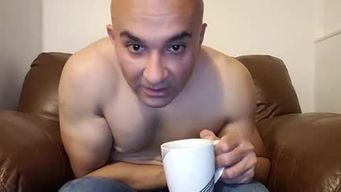 Snapshot of bilie11 chatting on 10-07-25, 12:30 Bilie online show from 10-07-25, 12:30