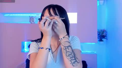 bilie__eilish online show from 12-04-25, 11:30