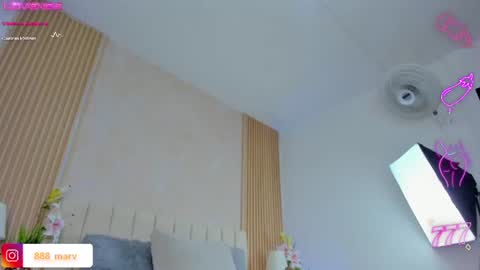 Snapshot of bilie_rouse1 chatting on 06-19-26, 03:11 Bilie online show from 06-19-26, 03:11