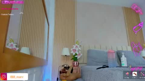 Snapshot of bilie_rouse1 chatting on 06-25-26, 05:12 Bilie online show from 06-25-26, 05:12