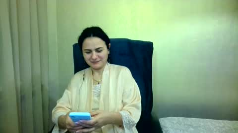 Snapshot of bililay chatting on 01-10-25, 10:46 DOM NIKA online show from 01-10-25, 10:46
