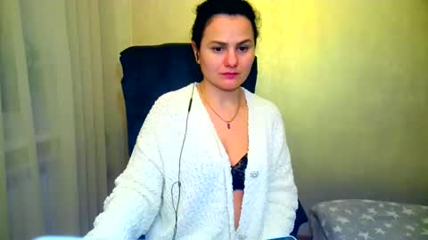Snapshot of bililay chatting on 03-04-25, 11:11 DOM NIKA online show from 03-04-25, 11:11