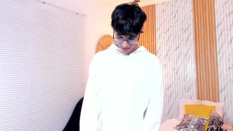 Snapshot of billie_jr chatting on 02-14-25, 12:25 Billie online show from 02-14-25, 12:25