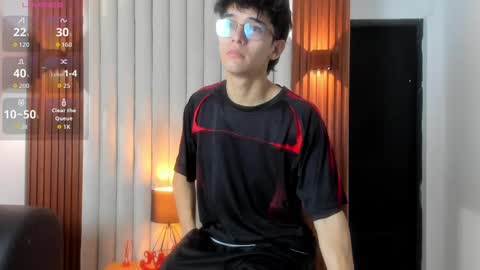 Snapshot of billie_jr chatting on 09-19-25, 04:14 Billie online show from 09-19-25, 04:14