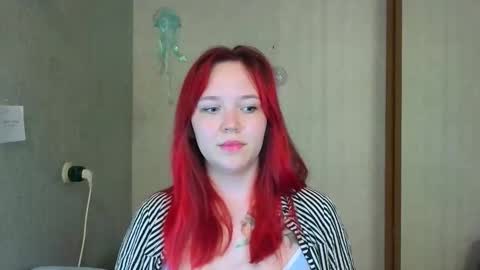 Snapshot of billie_kris chatting on 11-25-25, 04:07 billie_kris online show from 11-25-25, 04:07