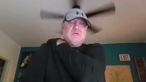 Snapshot of billjames55 chatting on 04-29-26, 05:30 billjames55 online show from 04-29-26, 05:30