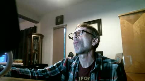 Snapshot of billy1164m chatting on 06-18-26, 09:25 billy online show from 06-18-26, 09:25