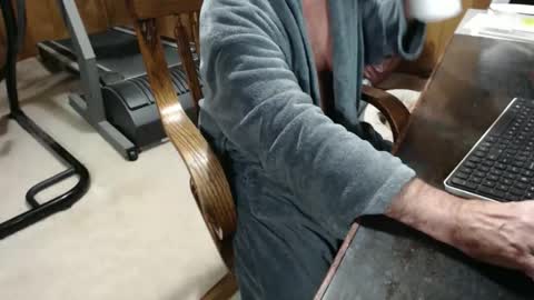 Snapshot of billy471 chatting on 12-18-25, 04:13 billy471 online show from 12-18-25, 04:13