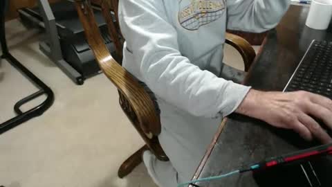 Snapshot of billy471 chatting on 01-17-26, 02:33 billy471 online show from 01-17-26, 02:33