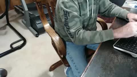 Snapshot of billy471 chatting on 03-06-26, 09:22 billy471 online show from 03-06-26, 09:22