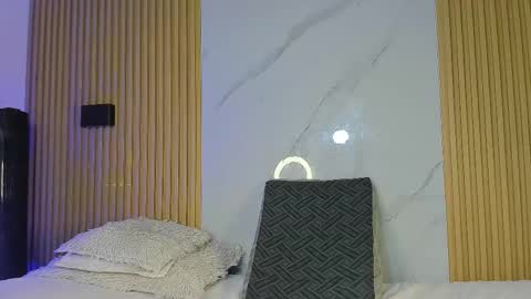 Snapshot of billy_jamees chatting on 11-22-25, 11:42 Sam online show from 11-22-25, 11:42