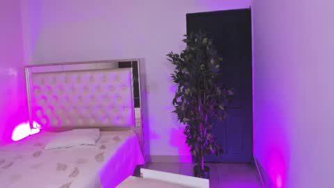 Snapshot of billy_jamees chatting on 01-08-26, 07:38 Sam online show from 01-08-26, 07:38