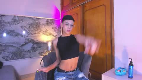 Snapshot of billy_jamees chatting on 02-07-26, 12:09 Sam online show from 02-07-26, 12:09