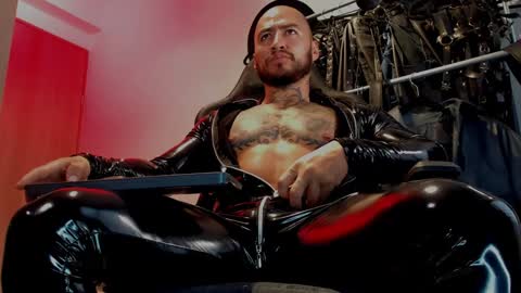 Snapshot of billymayer_ chatting on 12-23-24, 03:12 billy online show from 12-23-24, 03:12