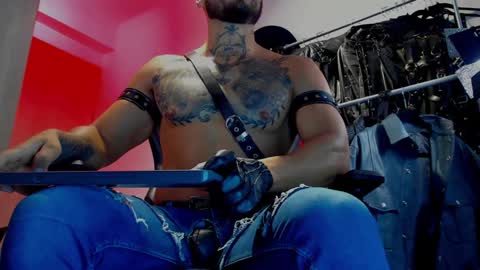 Snapshot of billymayer_ chatting on 12-25-24, 09:00 billy online show from 12-25-24, 09:00