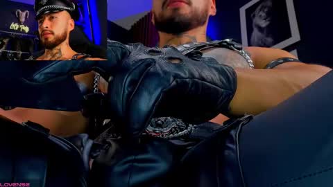 Snapshot of billymayer_ chatting on 10-24-25, 04:47 billy online show from 10-24-25, 04:47