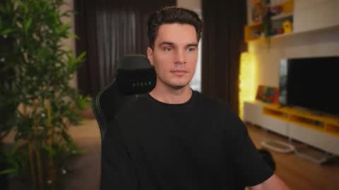 Snapshot of billypassion chatting on 10-12-25, 09:41 BillyPassion online show from 10-12-25, 09:41