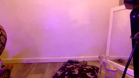 Snapshot of bimbogiga chatting on 11-16-25, 10:04 bimbogiga online show from 11-16-25, 10:04