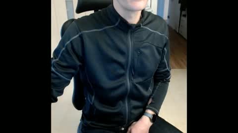 Snapshot of bingo7310 chatting on 12-02-25, 07:36 bingo7310 online show from 12-02-25, 07:36