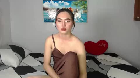 Snapshot of bioginthe619 chatting on 10-29-25, 05:36 Kate online show from 10-29-25, 05:36