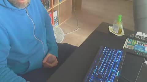 Snapshot of biparislove chatting on 02-22-25, 08:29 BigDick online show from 02-22-25, 08:29
