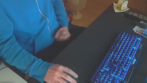 Snapshot of biparislove chatting on 03-03-25, 06:55 BigDick online show from 03-03-25, 06:55