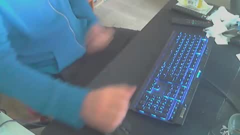 Snapshot of biparislove chatting on 09-24-25, 11:13 BigDick online show from 09-24-25, 11:13