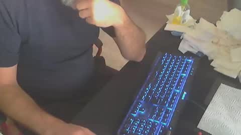 Snapshot of biparislove chatting on 10-09-25, 08:56 BigDick online show from 10-09-25, 08:56