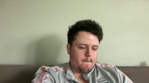 Snapshot of bisexualchubbyboy chatting on 11-03-25, 02:35 james online show from 11-03-25, 02:35