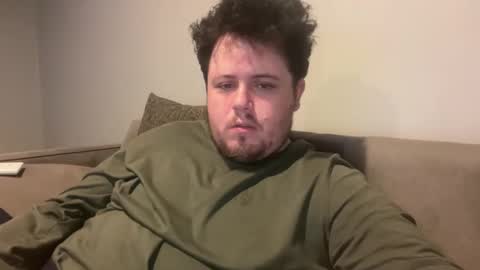 Snapshot of bisexualchubbyboy chatting on 11-29-25, 09:34 james online show from 11-29-25, 09:34