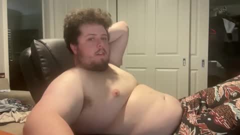 Snapshot of bisexualchubbyboy chatting on 05-04-26, 05:58 james online show from 05-04-26, 05:58