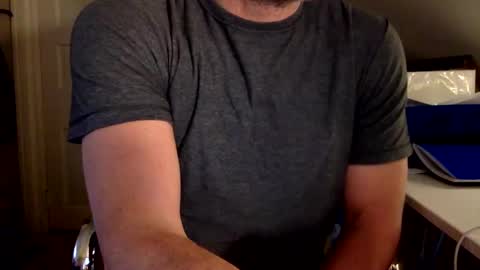 Snapshot of bisonbar chatting on 12-11-24, 05:48 BisonBar online show from 12-11-24, 05:48