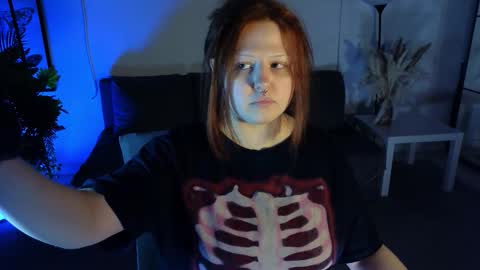 Snapshot of bitchofsun chatting on 02-04-26, 04:35 Nana online show from 02-04-26, 04:35