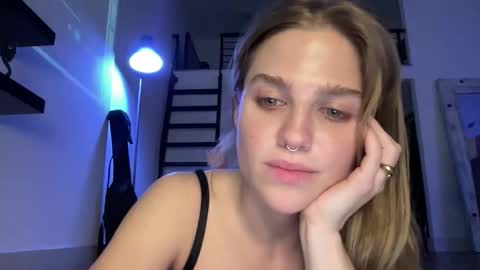 Snapshot of bitemebitcch chatting on 02-15-26, 10:47 bitemebitcch online show from 02-15-26, 10:47
