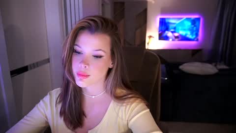 Ann Braslowsky online show from 12-01-25, 01:10