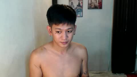 Snapshot of bj_alex31 chatting on 02-20-25, 01:25 alex online show from 02-20-25, 01:25