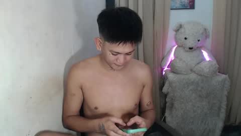 Snapshot of bj_alex31 chatting on 10-27-25, 06:50 alex online show from 10-27-25, 06:50