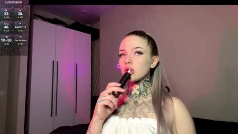 bklfeya online show from 11-17-25, 05:52