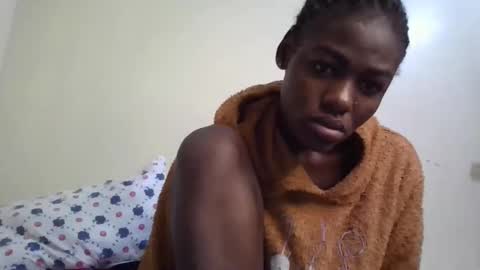 Snapshot of black_berry9 chatting on 02-23-26, 12:46 black_berry9 online show from 02-23-26, 12:46