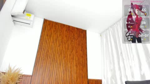 Snapshot of black_cami chatting on 01-21-25, 09:25 Cami online show from 01-21-25, 09:25