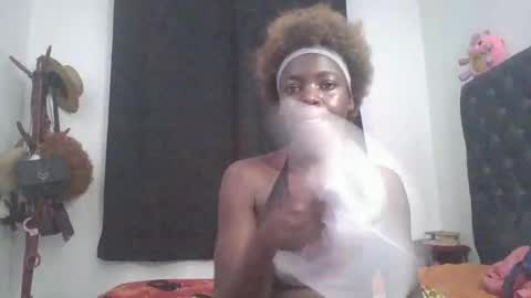 black_cinderella1 online show from 10-27-25, 03:16